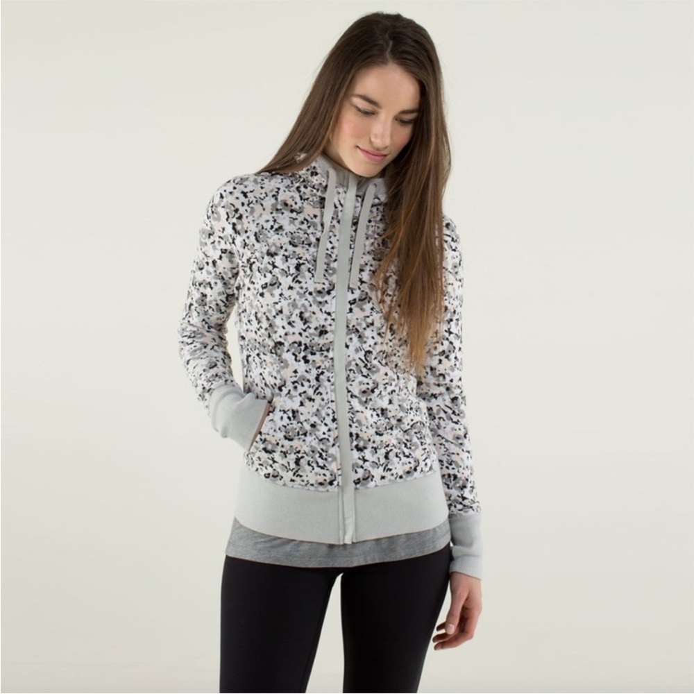 EUC Lululemon - After Asana Hoodie Size 8